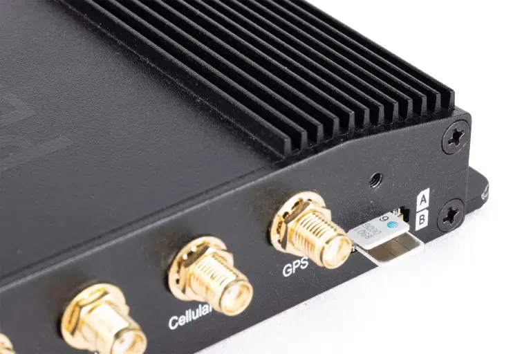 96355_BR1_Pro_5G_sim_slot_right-1-768x512_02
