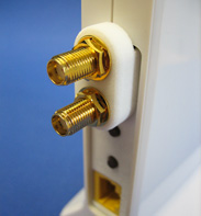 95879_Antenneneinbauset-FRITZBox-6810-und-6820_4538-1