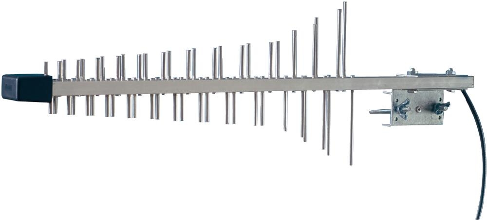 LAT-54-UMTS-Richtantenne_4397