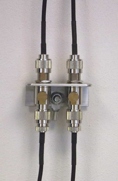 Blitzschutz-Komplett-Set-fuer-LTE-MIMO-Antennen_4468