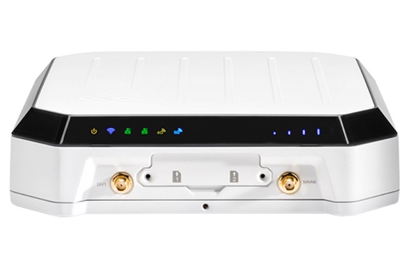 5g-router-w2000-cradlepoint_2