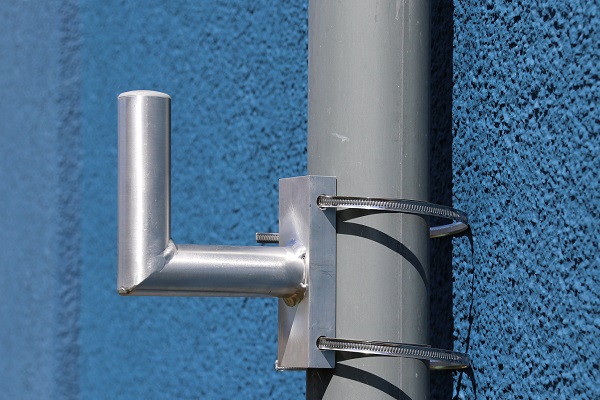 96285_Antennenhalter-Fallrohr-2